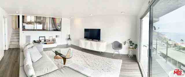 18203 Coastline Dr #1 - Photo 6 of 8