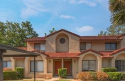 424 Club Dr - Photo 1 of 1