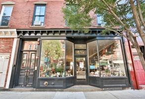 featured image of 71 S Broadway