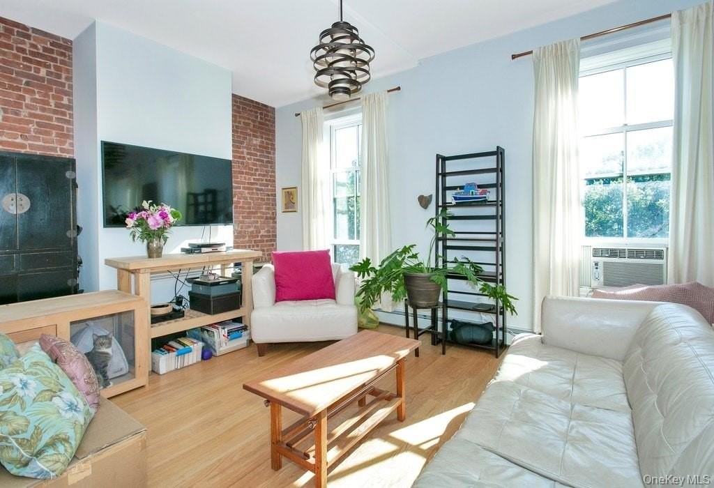 71 S Broadway - Photo 2 of 12