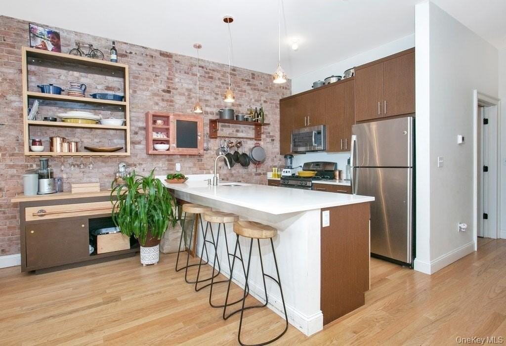 71 S Broadway - Photo 4 of 12