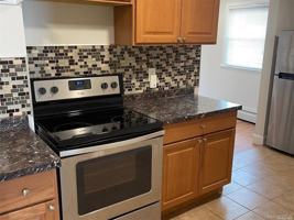 featured image of 109 E Main St