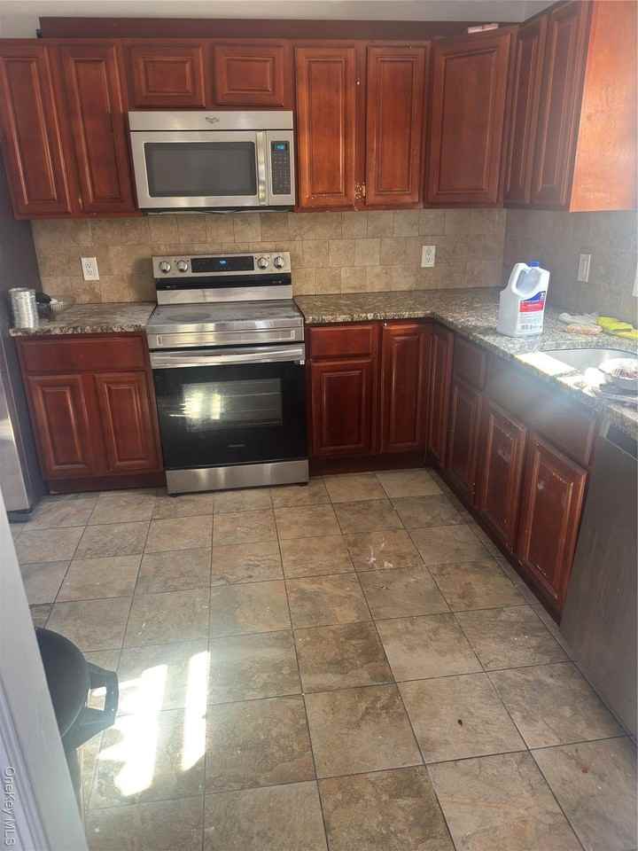 25328 149th Rd #2 - Photo 5 of 23