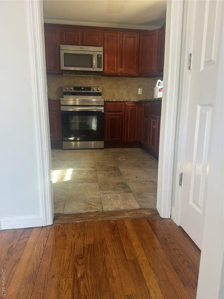 25328 149th Rd #2 - Photo 7 of 23