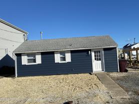 209 Pine Dr - Photo 1 of 1