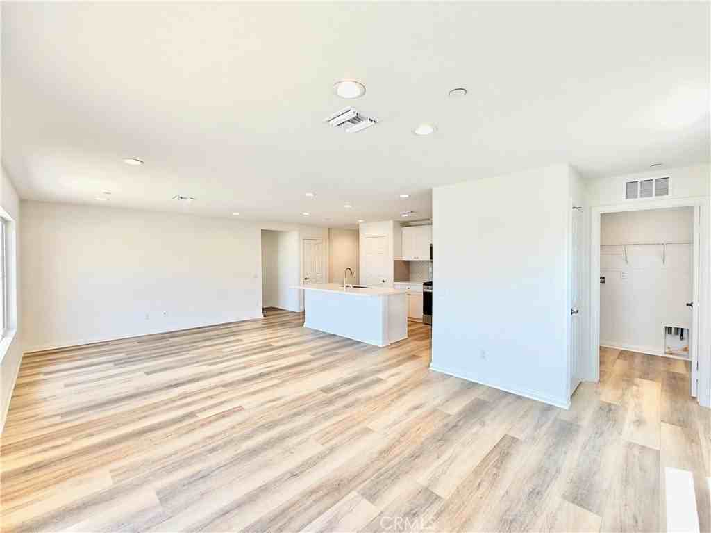 20055 Lemonscent Dr - Photo 7 of 19