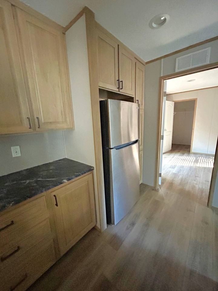 6621 W Ridge Rd #49D - Photo 3 of 10