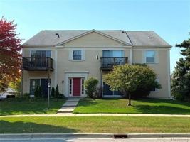 featured image of 816 Bloomfield Village Blvd #C