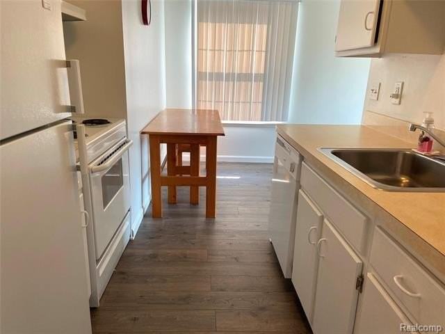 816 Bloomfield Village Boulevard #C - Photo 7 of 13