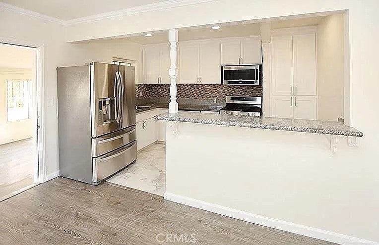 7914 Agnes Ave - Photo 4 of 14