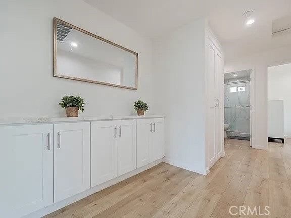 8660 Laurel Canyon Blvd - Photo 7 of 18