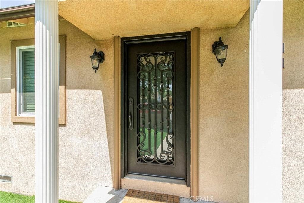 6545 Coldwater Canyon Ave - Photo 5 of 38