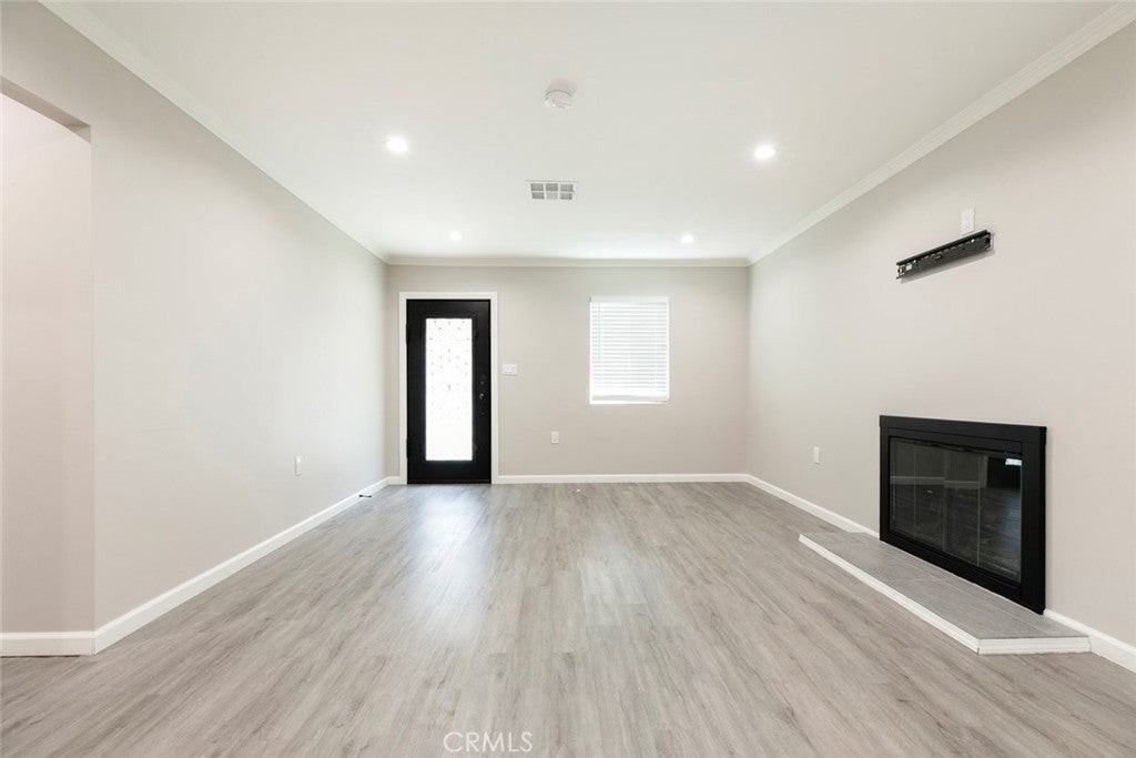 6545 Coldwater Canyon Ave - Photo 6 of 38