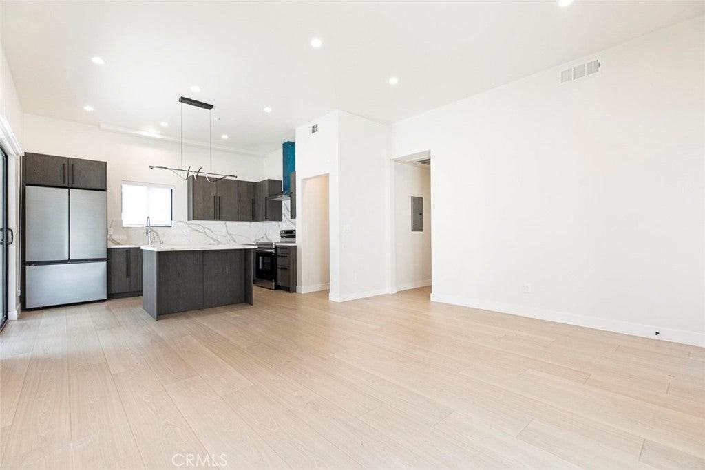 17440 Index Street - Photo 5 of 34