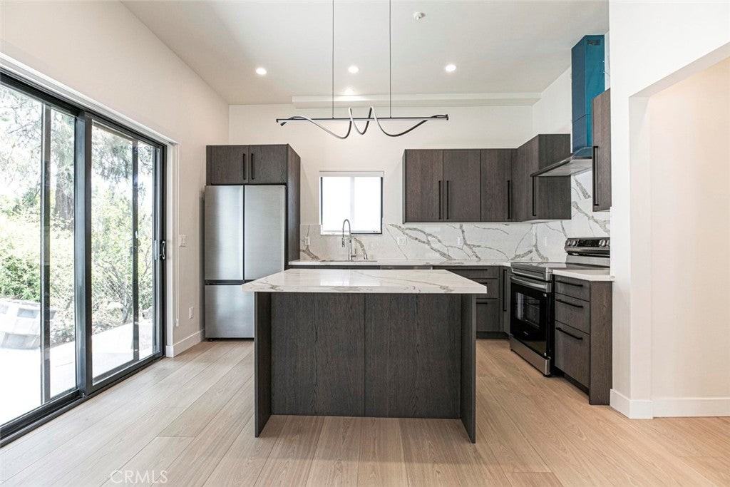 17440 Index Street - Photo 7 of 34