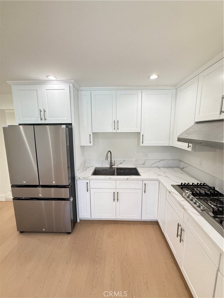 7758 Fair Ave - Photo 7 of 11