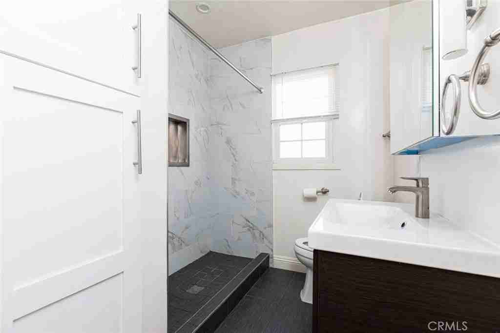 4135 Warner Blvd - Photo 7 of 12