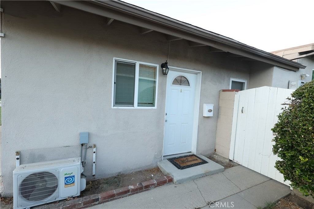 10020 Gothic Ave - Photo 3 of 12