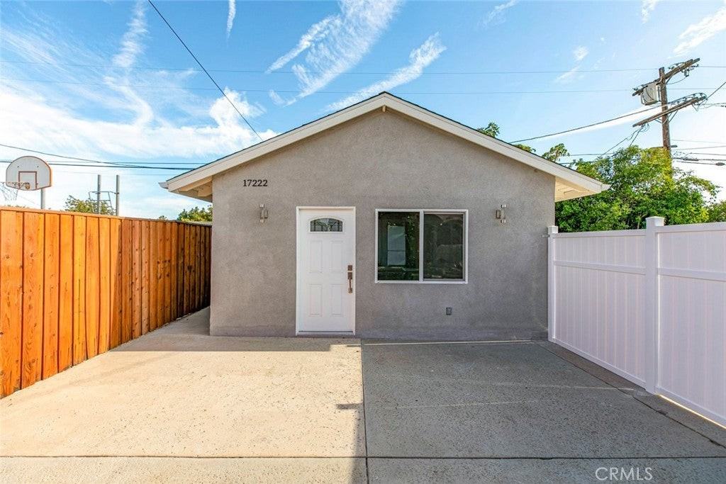 17222 Horace St - Photo 2 of 14