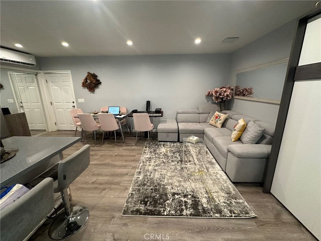 12990 Halford St - Photo 2 of 11