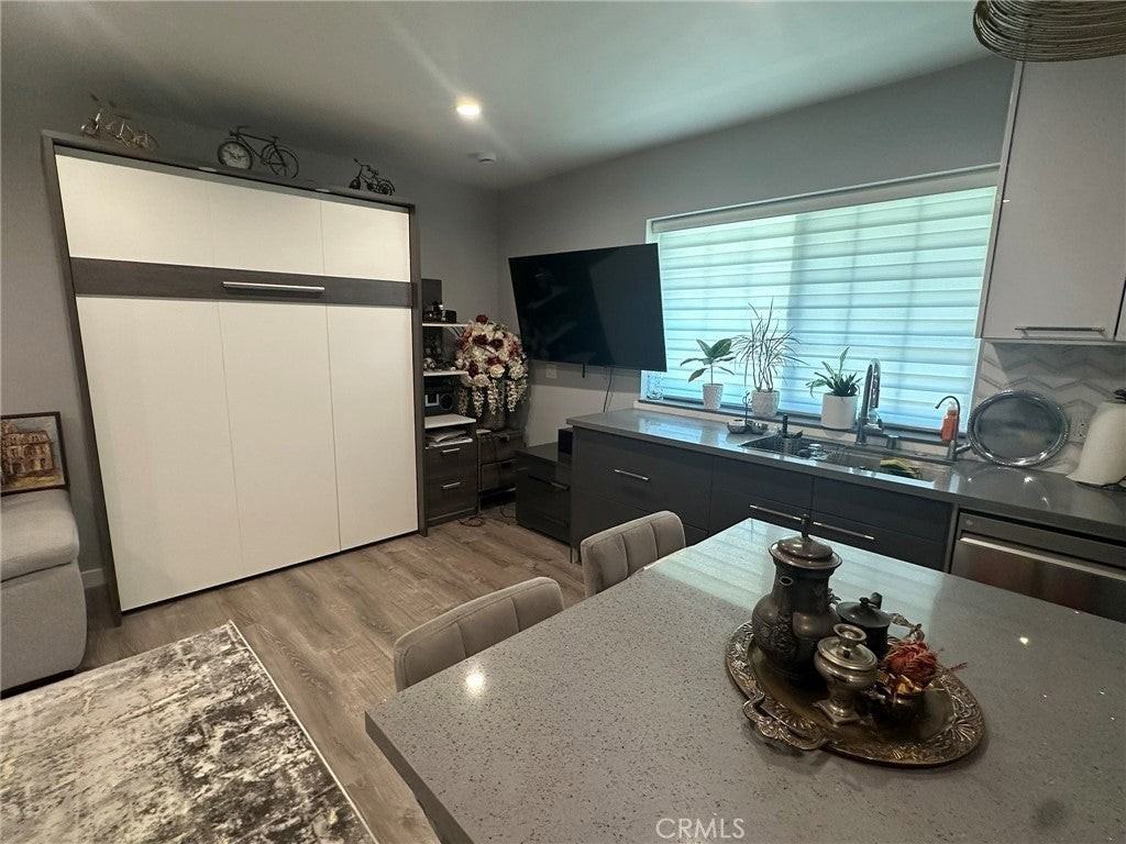 12990 Halford St - Photo 3 of 11