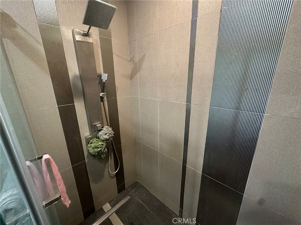 12990 Halford St - Photo 5 of 11