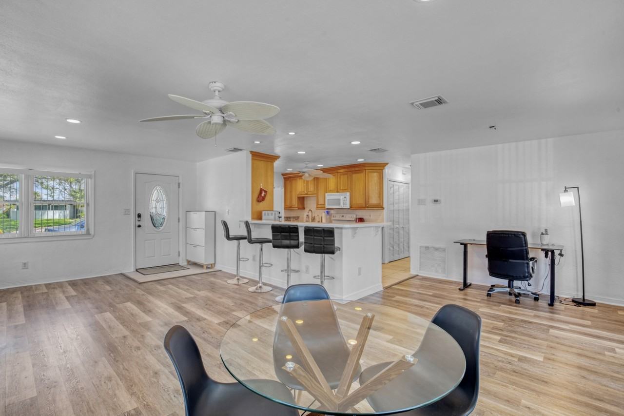 301 41st Ave - Photo 5 of 30