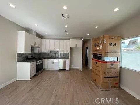 9160 Morehart Ave - Photo 5 of 21