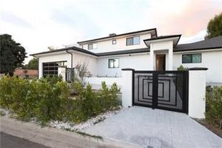 9315 White Oak Ave - Photo 1 of 1