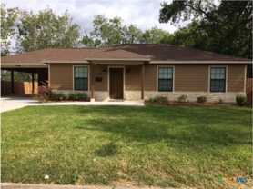 1704 Seguin Ave - Photo 1 of 1