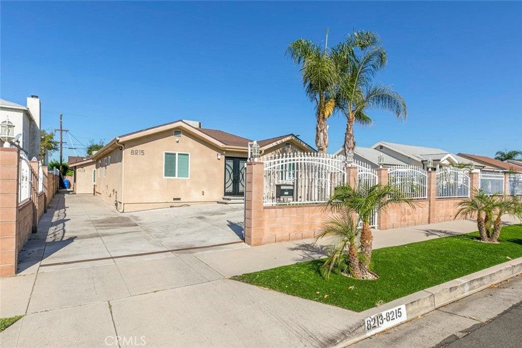 8215 Saint Clair Ave - Photo 2 of 32