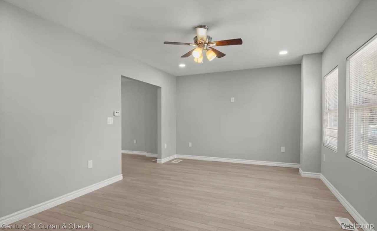 4505 High St Street - Photo 4 of 25