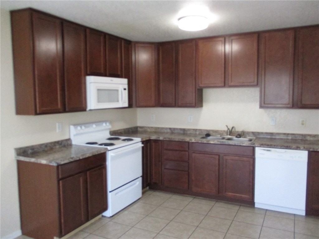 2801 Paloma Senda Apt A - Photo 6 of 15