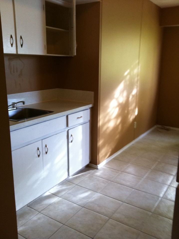 733 44 Avenue Northwest #307 - Photo 5 of 11