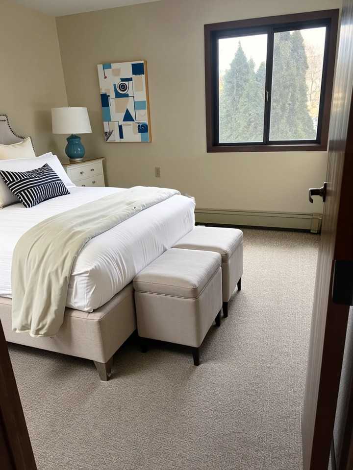 Goldenwood - Photo 5 of 12