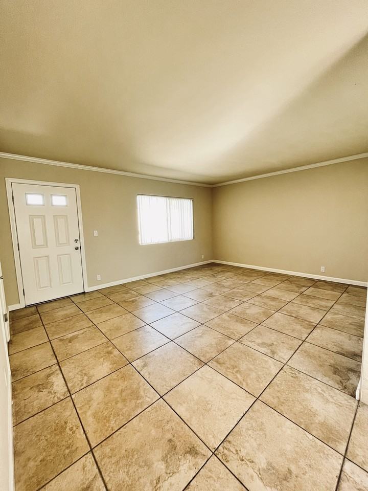 3534 Perlita Ave. - Photo 2 of 18