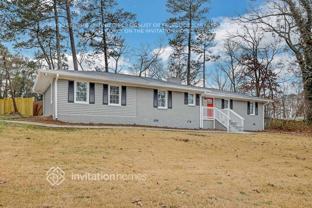 190 Pineview Dr - Photo 1 of 1