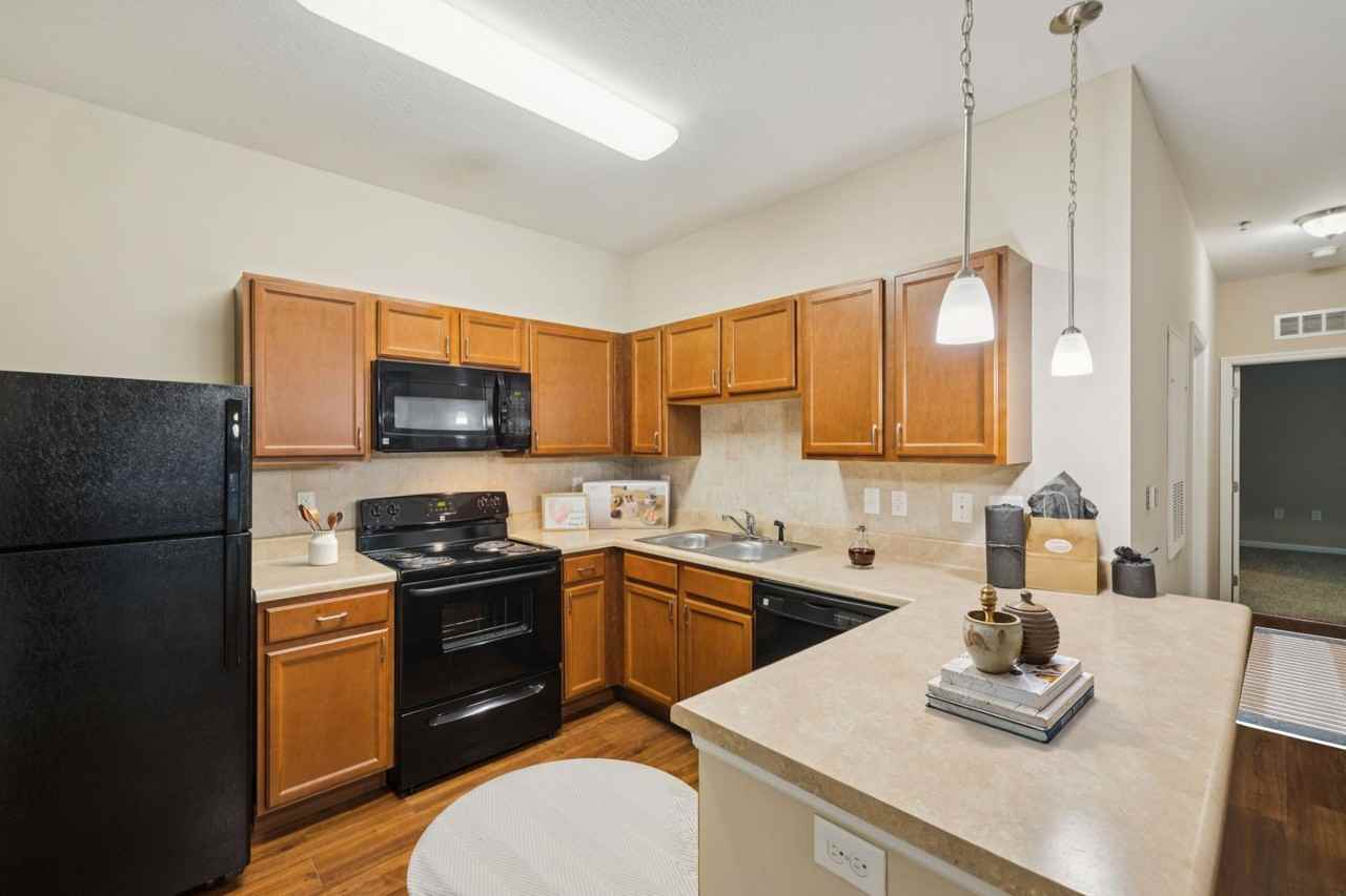 Brookes Edge - Photo 2 of 50