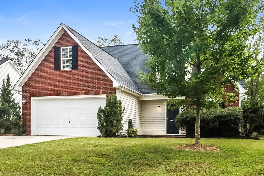 1052 Enderbury Dr - Photo 4 of 17