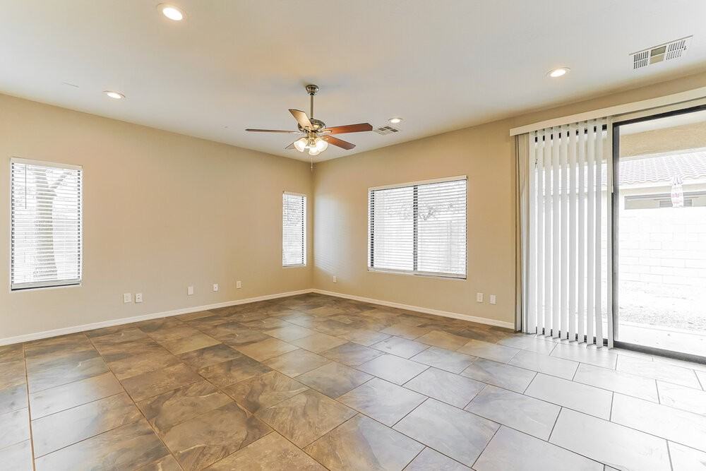 2172 E Pima Ave - Photo 4 of 17