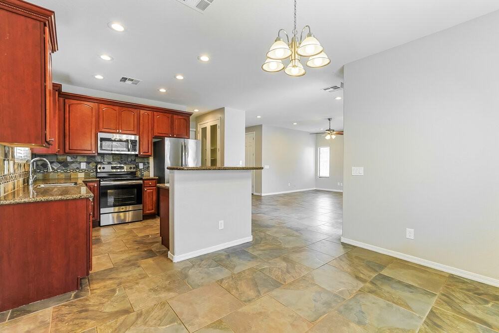 2172 E Pima Ave - Photo 6 of 17