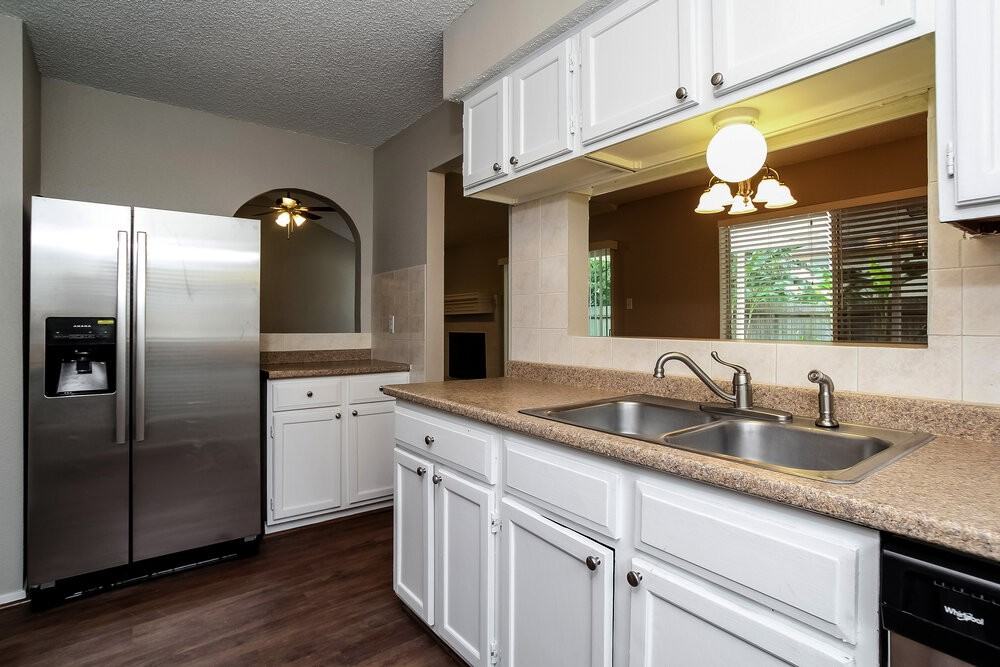 4302 Shalom Creek Ln - Photo 6 of 12
