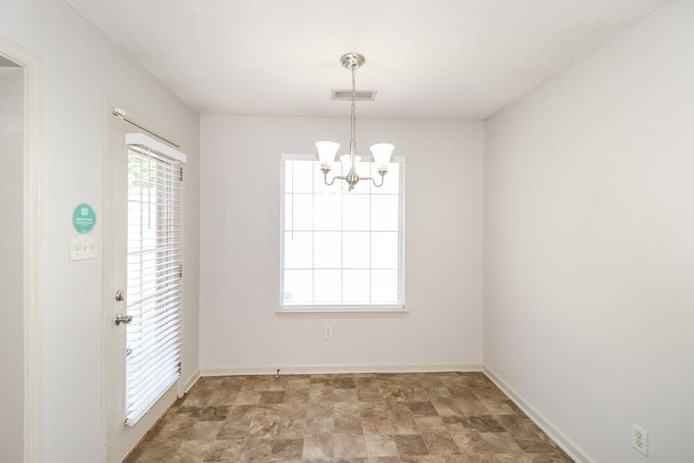 1128 Red Fern Cir E - Photo 7 of 17