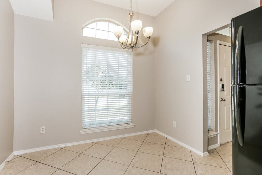 224 W Glen Meadow Dr - Photo 5 of 16