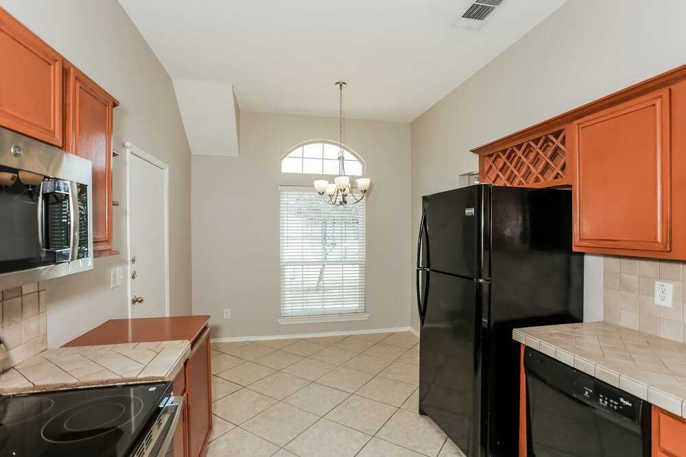 224 W Glen Meadow Dr - Photo 7 of 16