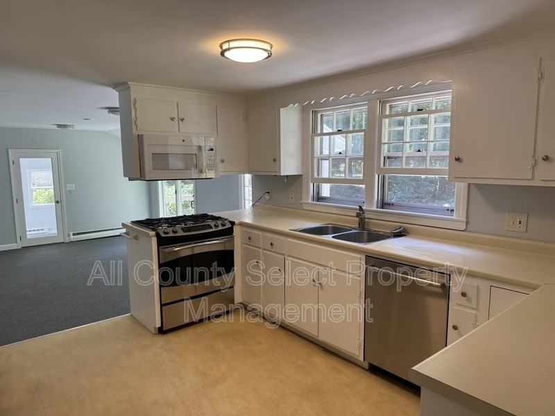 89 Preston Pl - Photo 5 of 37