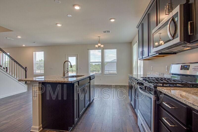 5024 Sunflower Ln - Photo 7 of 35