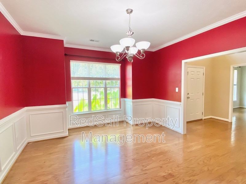 121 Seasons Walk Ct - Photo 4 of 25