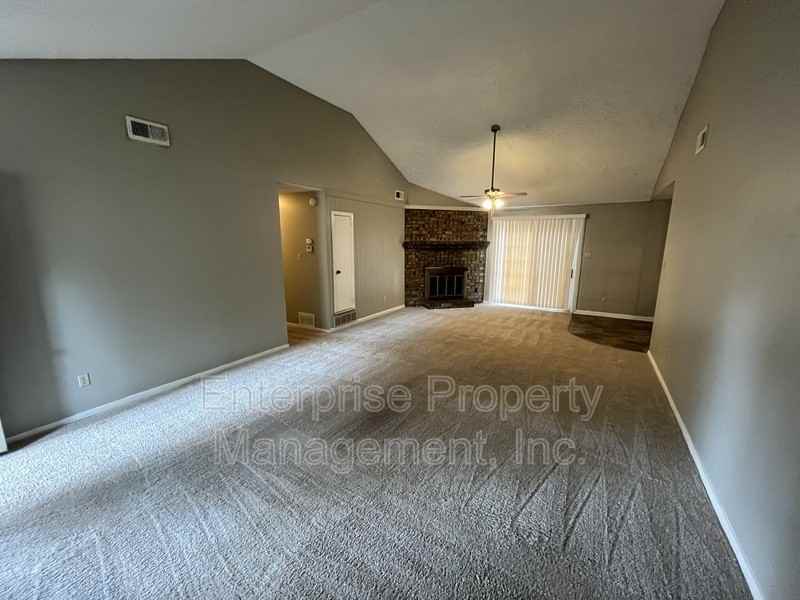 6324 Woodgreen Dr - Photo 3 of 13