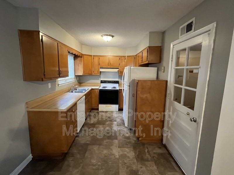 6324 Woodgreen Dr - Photo 5 of 13